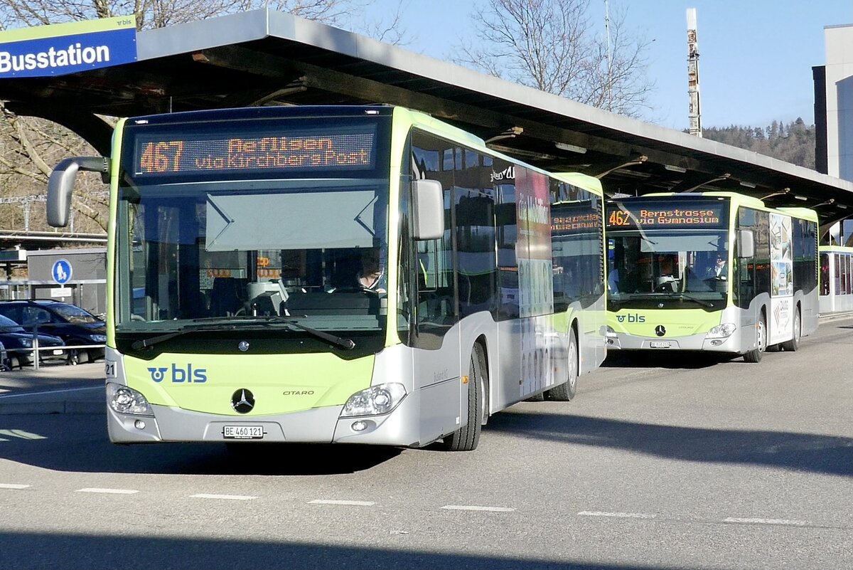 MB C2 hybrid 121  BE 460 121  und C2 K hybrid 210  BE 808 210  am 22.1.22 bei der Abfahrt in Burgdorf.