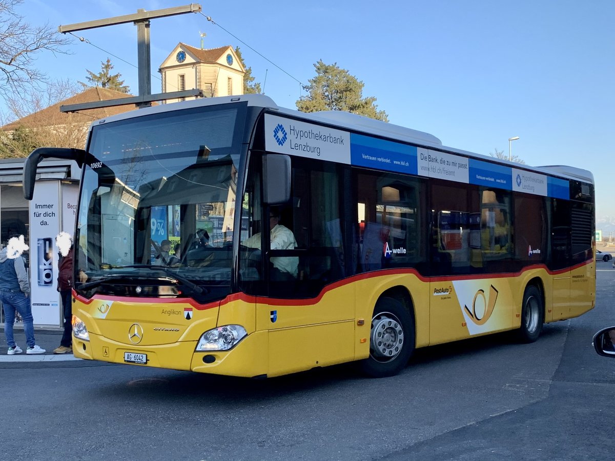 MB C2 K '10692'  Anglikon  PU Geissmann Bus, Hägglingen am 24.3.21 auf dem Bahnhofplatz in Wohlen.