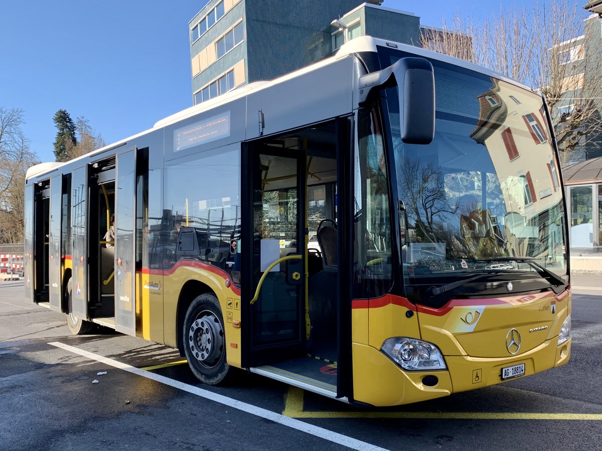 MB C2 K '10694'  Wohlenä PU Geissmann Bus AG, Hägglingen am 24.3.21 beim Bahnhof Wohlen.
