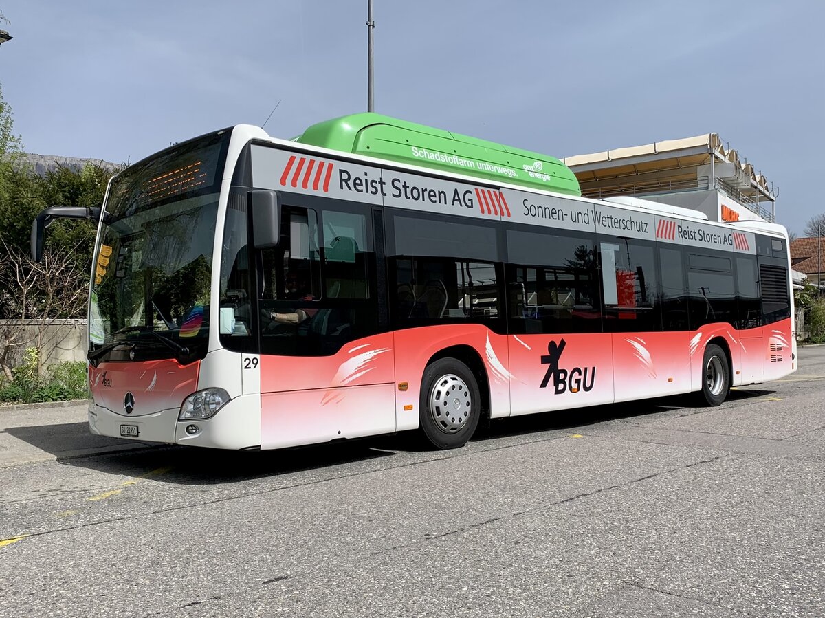 MB C2 NGT Nr. 29 der BGU am 13.4.22 beim Bahnhof Grenchen Süd.