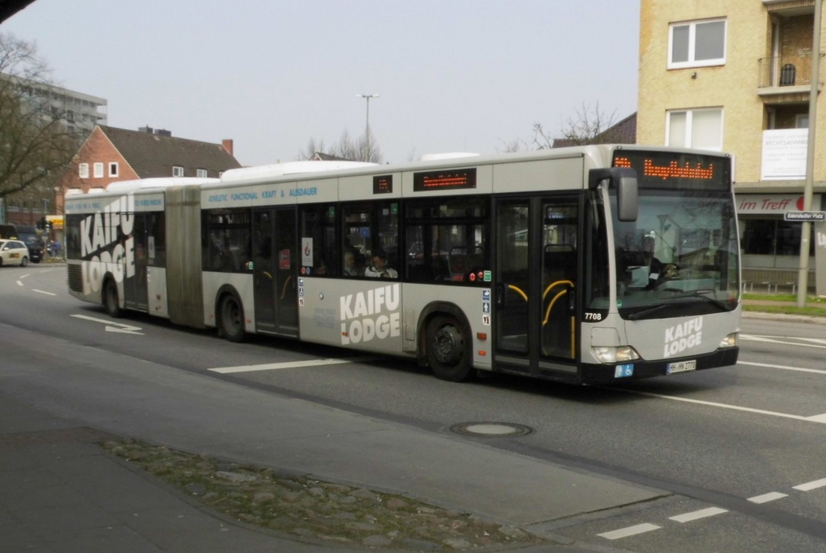MB Citaro Facelift G HHA 7708 auf Linie M4 am Eidelstedter Platz, 10.4.15