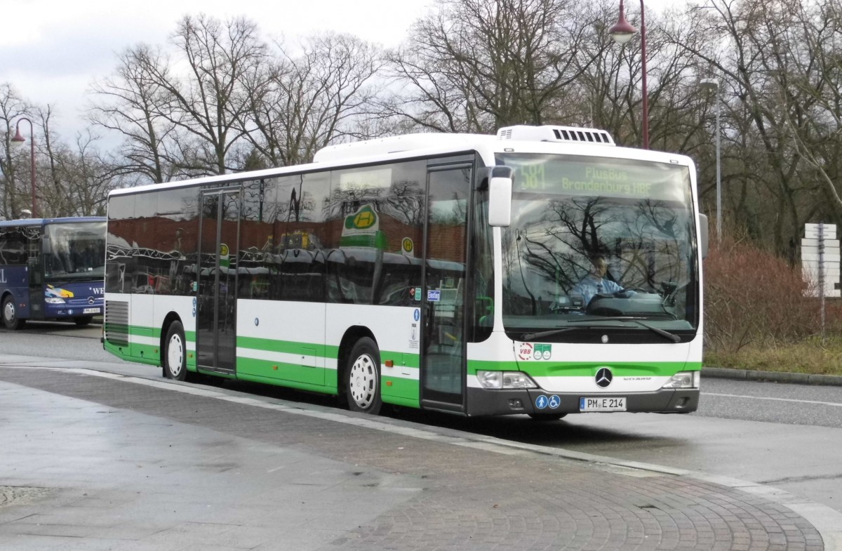 MB Citaro Facelift PM-E 214 auf PlusBus 581 nach Brandenburg am Bad Belziger Busbahnhof, 23.12.14 (PlusBus Hoher Fläming seit 14.12. Linien 553,580,581)