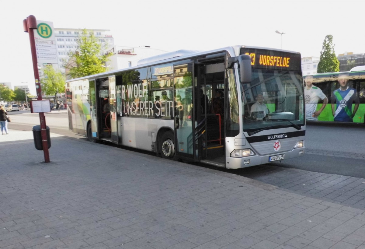 MB Citaro der WVG am Wolfsburger HBF, 15.5.15