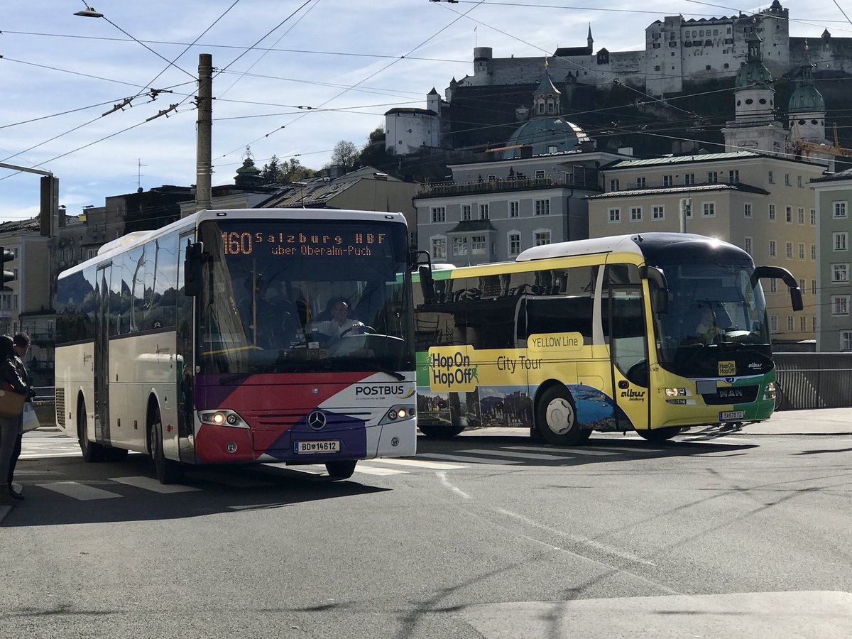 MB Integro von Postbus und MAN Lions Regio City Tours am 11.10.17 in der Stadt Salzburg.