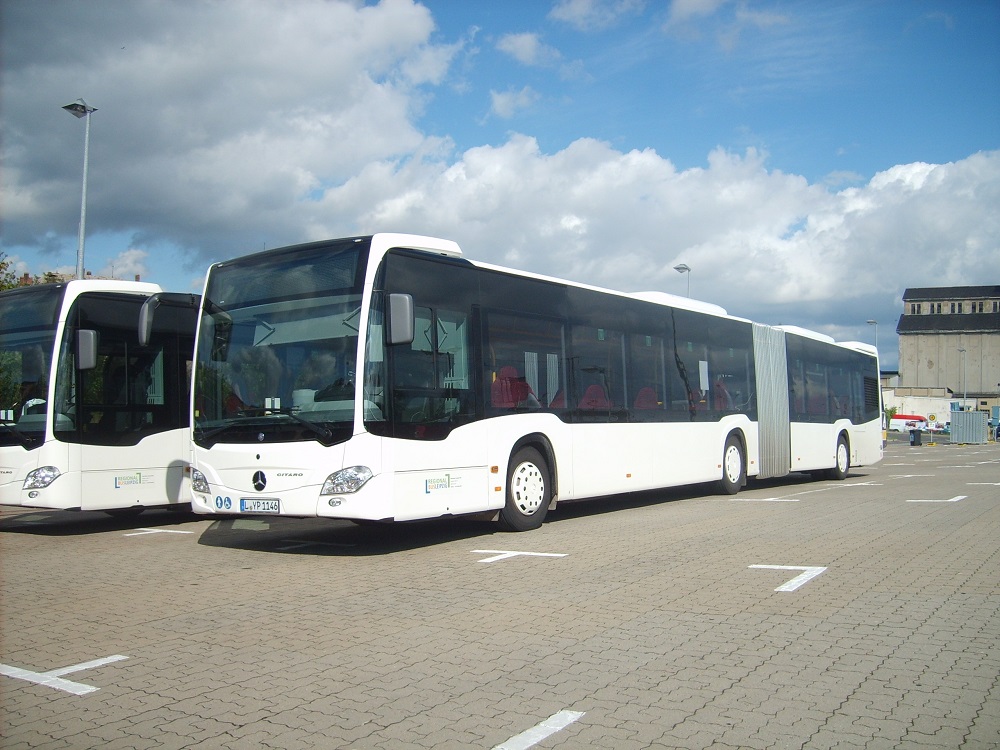 MB O 530 C2 G - L YP 1146 - in Wurzen, am Bahnhof - am 5-September-2015