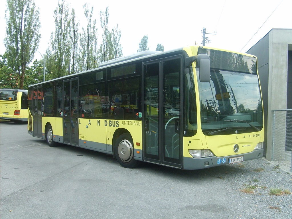 MB O 530 II - BD 13422 - in Bregenz (AT), Bahnhof / Busbahnhof - am 17-Juli-2015