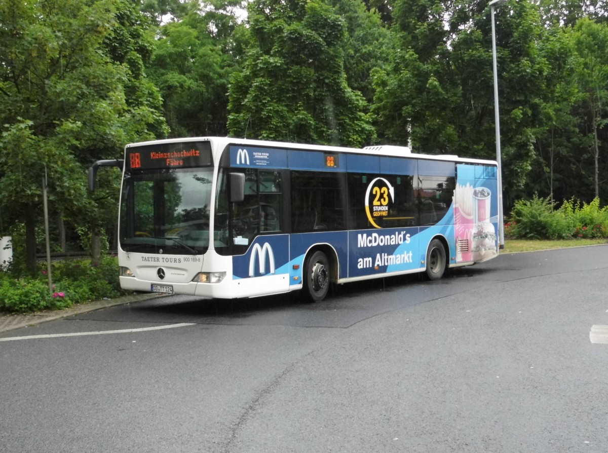 MB O 530 II K Taeter-Tours Wg.900 169-8, Schillerplatz am 20.06.15