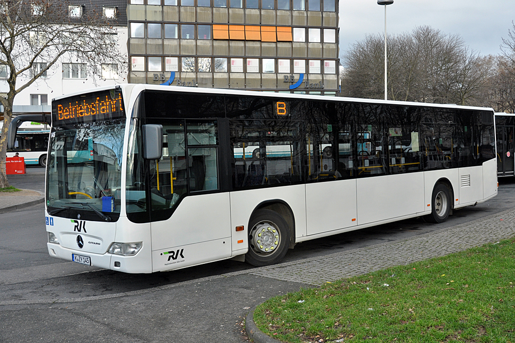 MB O 530 der RVK, K-ZY 145, am Hauptbahnhof in Bonn - 02.01.2014