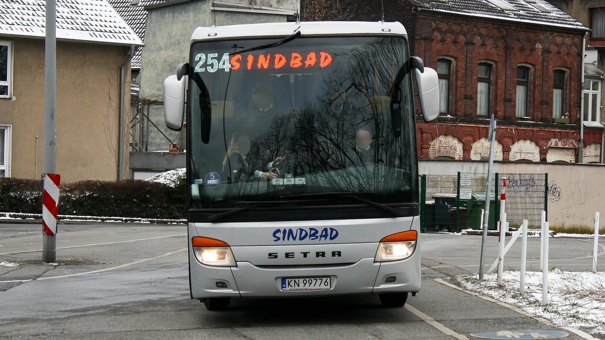 [Mein 100. Bild auf dieser Seite] Ein Setra S416GT-HD von 'Sindbad eurobus' mit der Wagennummer 254 am Krefelder Hauptbahnhof ( Süd ). | März 2018
