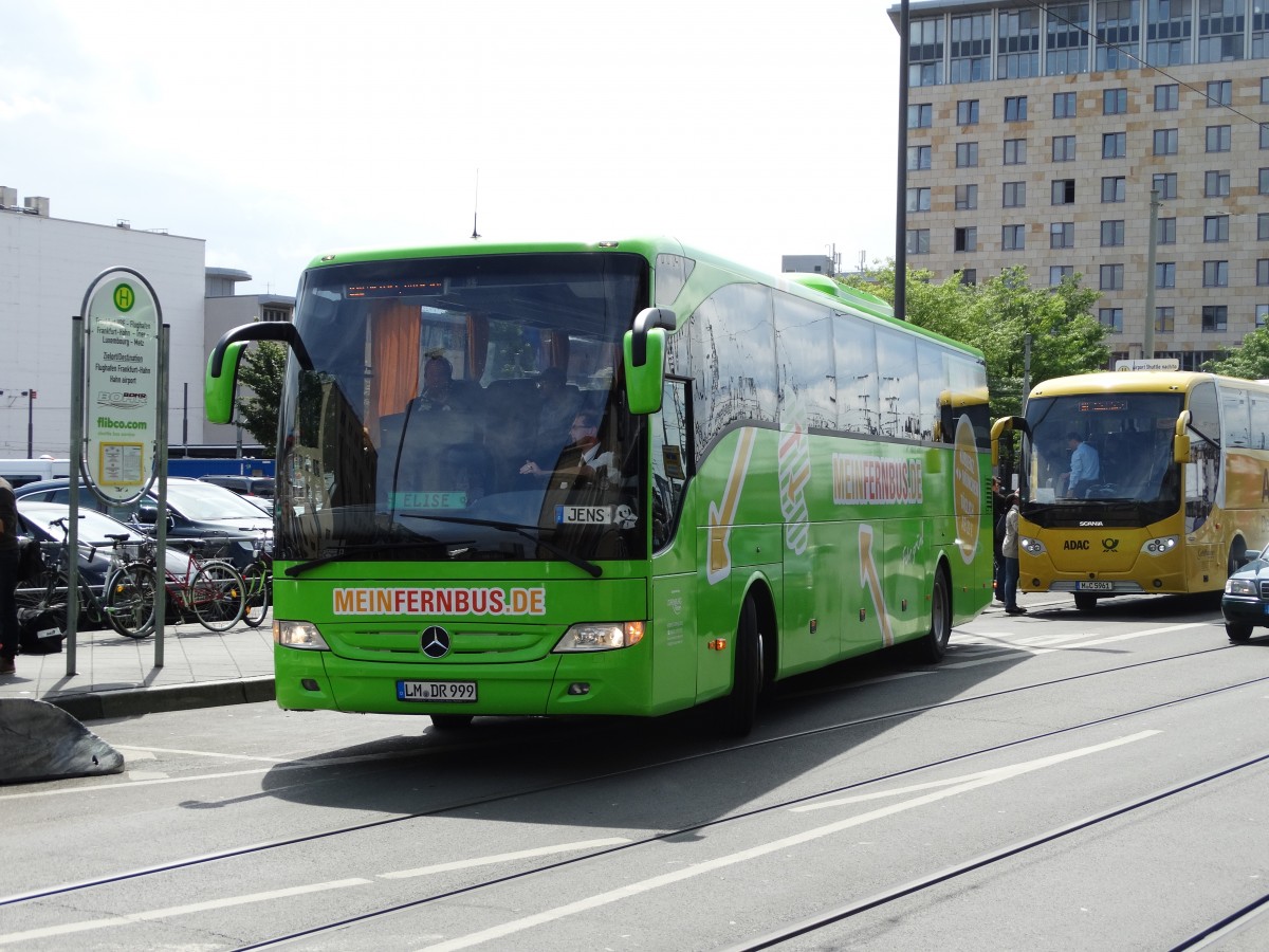 MeinFernbus Mercedes Benz Tourismo am 09.05.14 in Frankfurt Hbf Südseite 