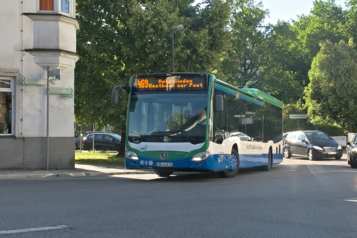 Mercedes-Benz Citaro 2. Generation von Larcher Touristik (EBE-LA 73) als Linie 469 in Markt Schwaben, Marktplatz. Aufgenommen 10.8.2022.
