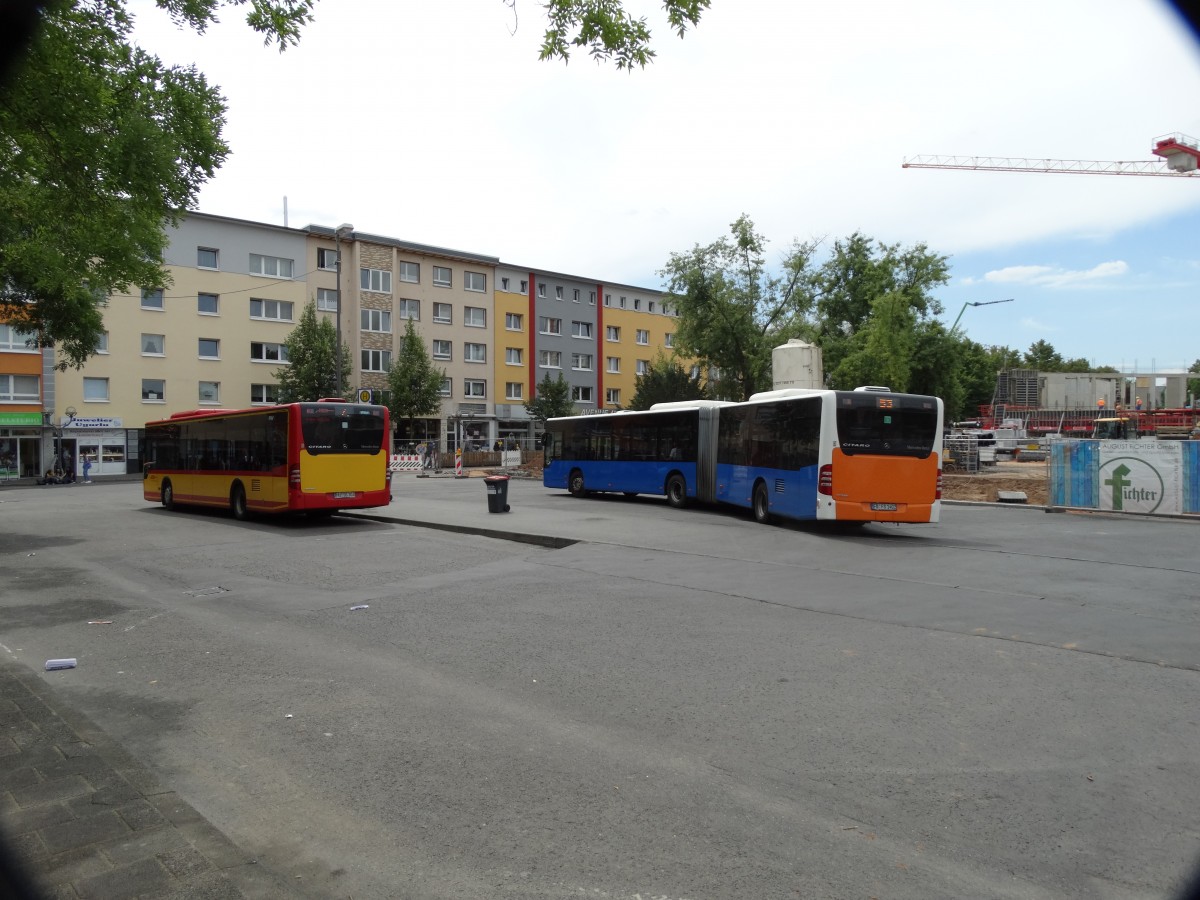 Mercedes Benz Citaro C1 Facelfit der HSB und ein C1 Facelfit G am 17.07.14 in Hanau