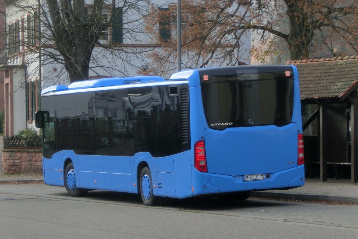 Mercedes Benz Citaro III von Trischan Reisen am 25.11.2020 in Annweiler