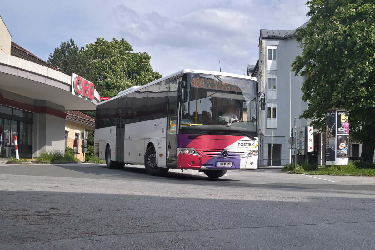 Mercedes-Benz Intouro von Postbus (BD-14539) als Linie 460 am Bhf. Hallein. Aufgenommen 19.5.2023.