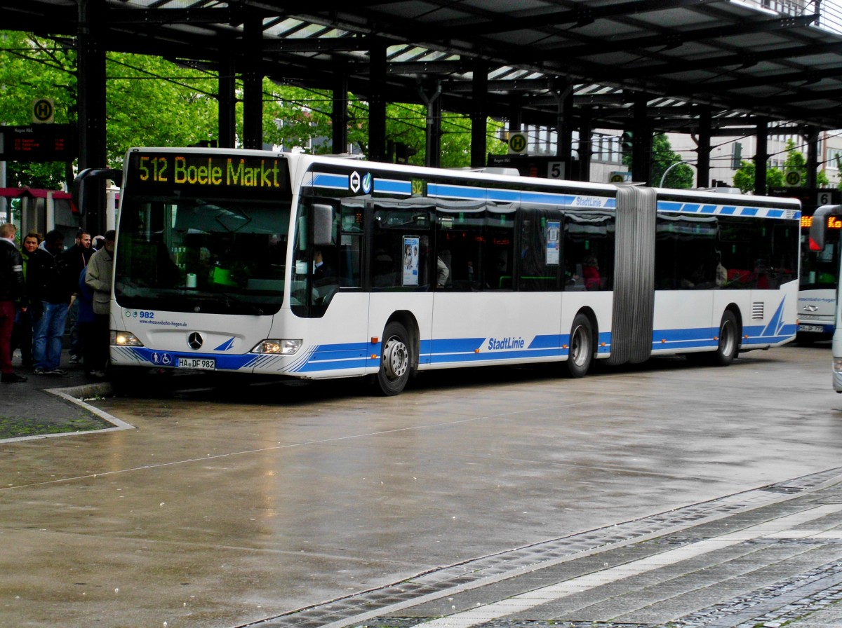 Mercedes-Benz O 530 II (Citaro Facelift) auf der Linie 512 nach Hagen Boele Markt am Hauptbahnhof Hagen.(11.5.2014) 
