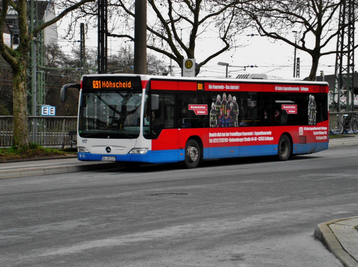 Mercedes-Benz O 530 II (Citaro Facelift) auf der Linie 691 nach Solingen Höhscheid am Hauptbahnhof Solingen.(16.12.2014)
