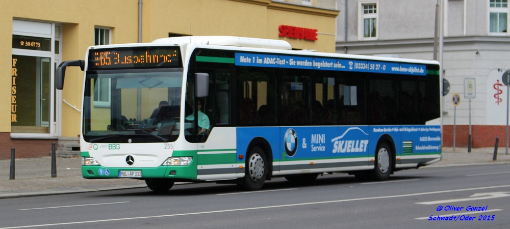 Mercedes-Benz O 530 II Citaro Ü, Wagennummer 255, der Barnimer Busgesellschaft mbH, 2015 auf der Linie 865 zum Busbahnhof in Eberswalde.