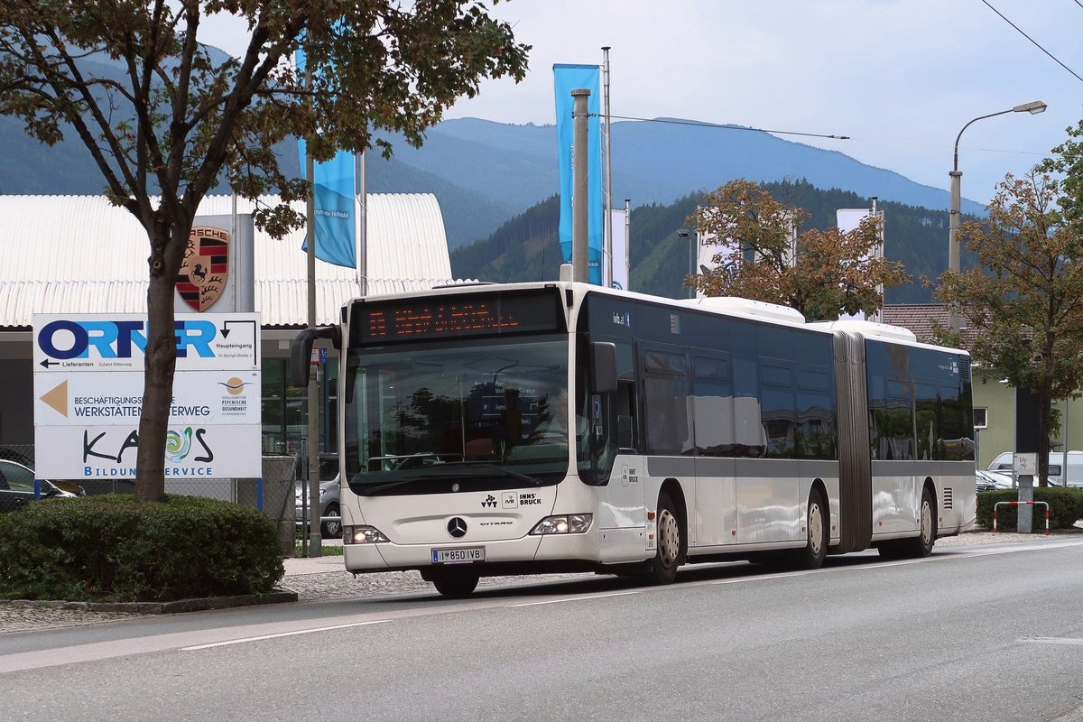 Mercedes-Benz O 530 II (Citaro Facelift) der Innsbrucker Verkehrsbetriebe, Bus Nr. 850 unterwegs als Linie R am Mitterweg in Innsbruck. Aufgenommen 5.7.2018.