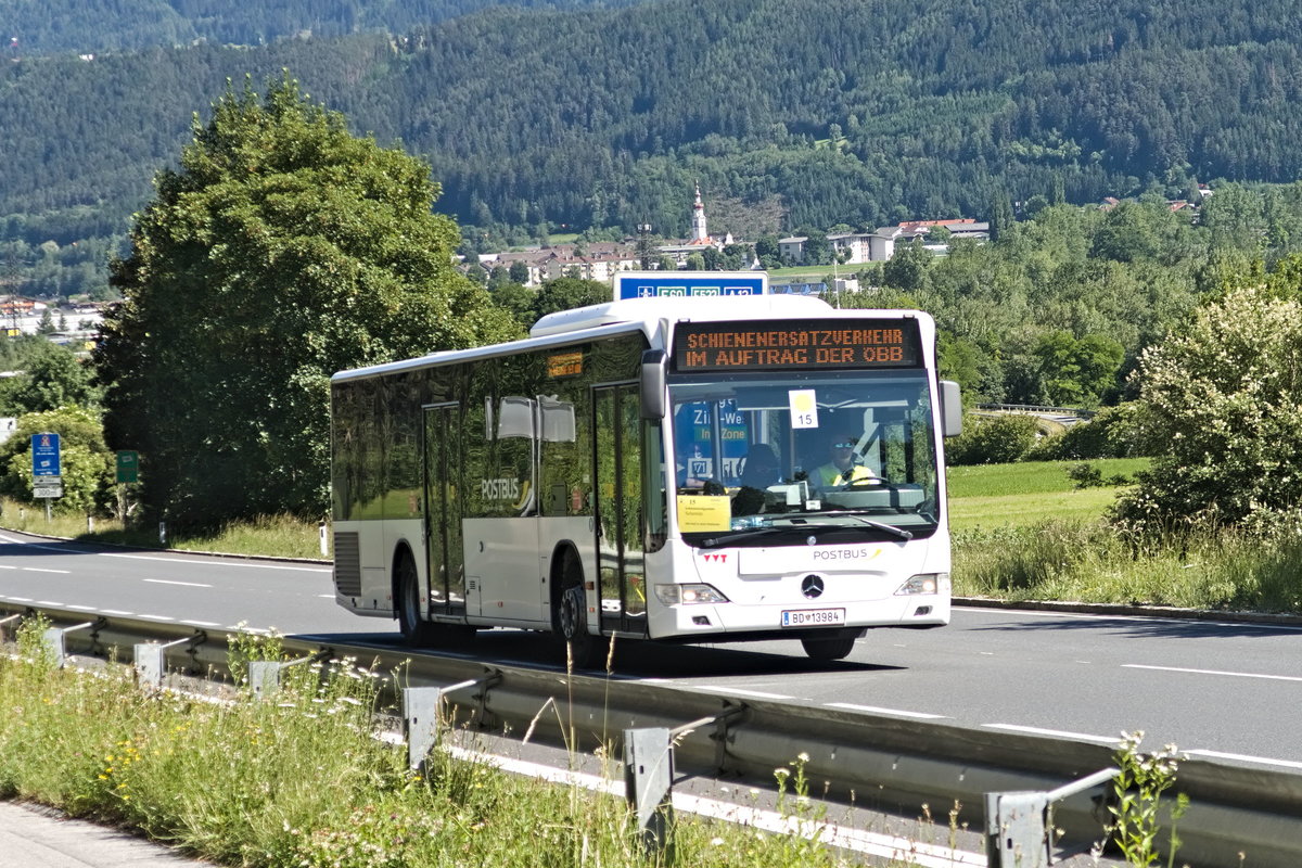 Mercedes-Benz O 530 II (Citaro Facelift) von Postbus (BD-13984) als Schienenersatzverkehr für die Karwendelbahn in Zirl, Nordumfahrung. Aufgenommen 12.6.2020.