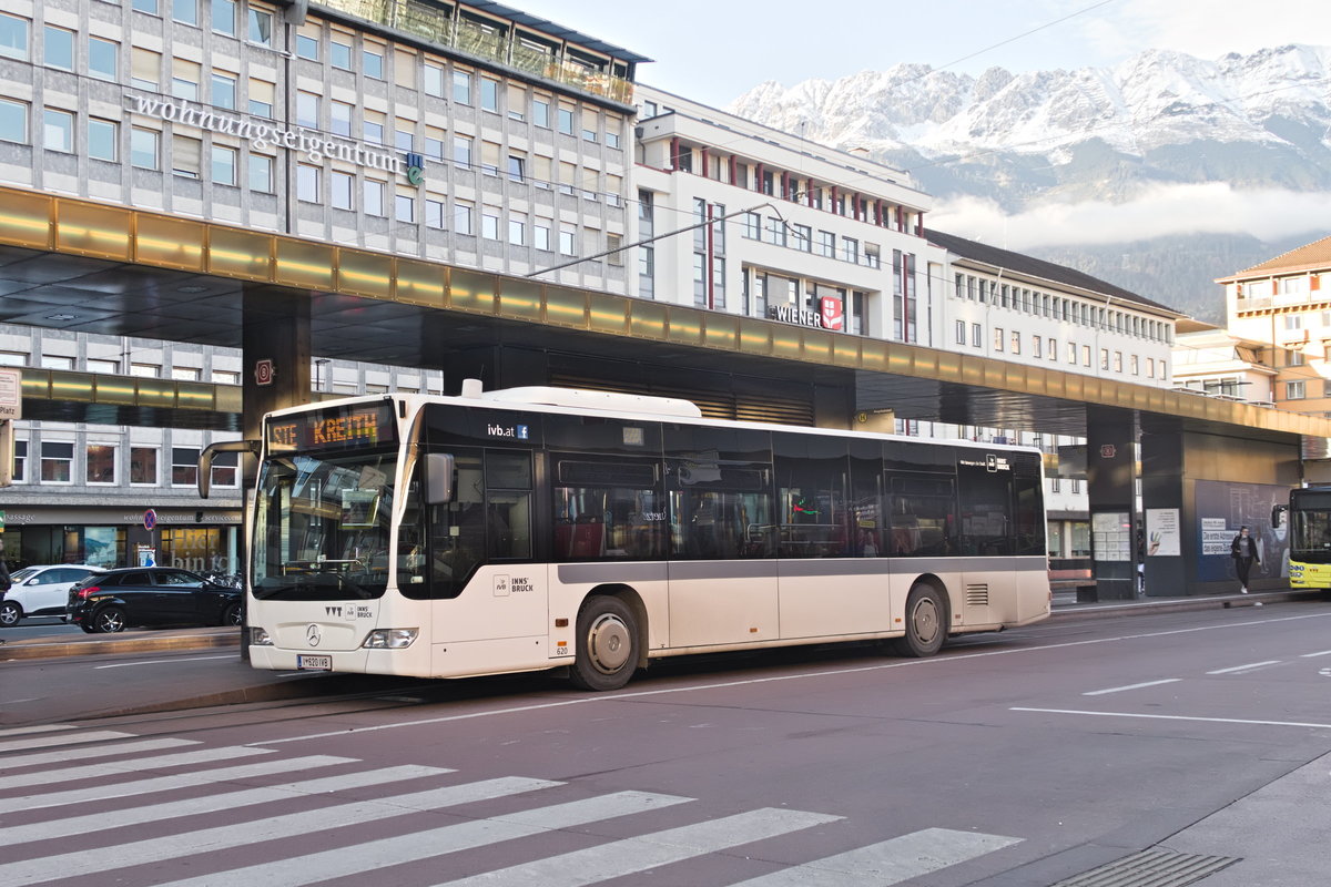 Mercedes-Benz O 530 II (Citaro Facelift) der Innsbrucker Verkehrsbetriebe (Bus Nr. 620) als Schienenersatzverkehr für die Stubaitalbahn/Linie STE am Hauptbahnhof Innsbruck. Aufgenommen 30.10.2020.