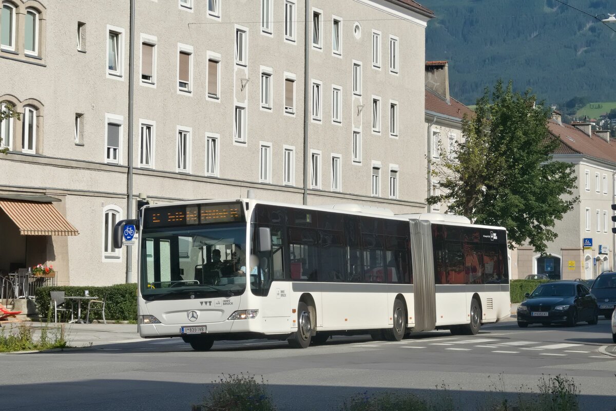 Mercedes-Benz O 530 II (Citaro Facelift) der Innsbrucker Verkehrsbetriebe (Bus Nr. 839) ist als Linie C über die Langstraße umgeleitet. Aufgenommen 12.7.2021.