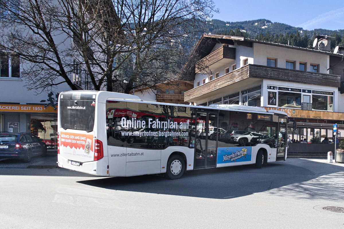 Mercedes-Benz O 530 III (Citaro 2. Generation) der Zillertalbahn (SZ-901ZK) als Schülerbus in Fügen im Zillertal, Hauptstraße. Aufgenommen 12.3.2020.