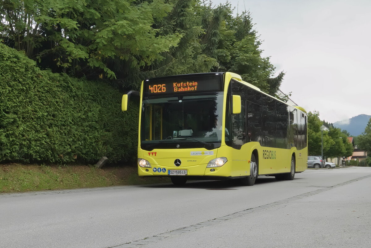 Mercedes-Benz O 530 III (Citaro 2. Generation) von Ledermair (SZ-595LG) als Linie 4026 in Kirchbichl, Ulricusstraße. Aufgenommen 15.7.2021.