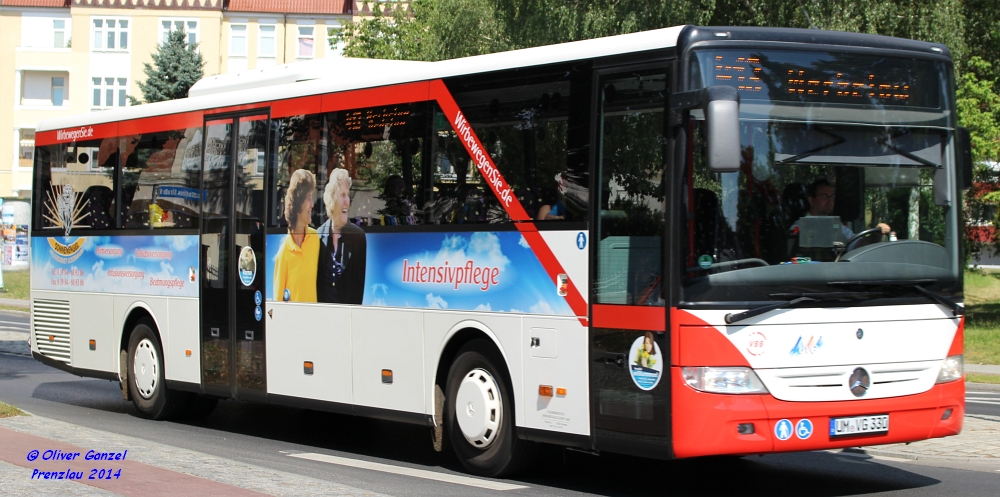 Mercedes-Benz O550 II Integro, Wagennummer 330, der Uckermärkischen Verkehrsgesellschaft mbH, 2014 in Prenzlau.