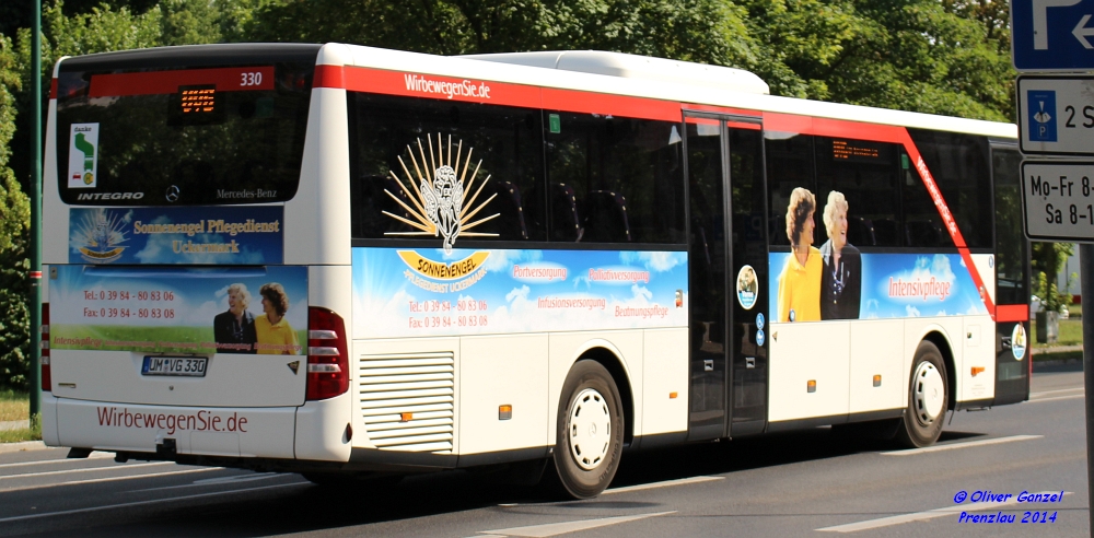 Mercedes-Benz O550 II Integro, Wagennummer 330, der Uckermärkischen Verkehrsgesellschaft mbH, 2014 in Prenzlau.