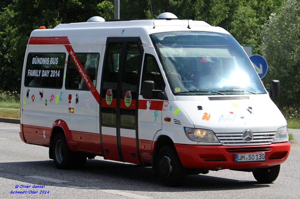 Mercedes-Benz Sprinter 413 CDI, Wagennummer 130, der Uckermärkischen Verkehrsgesellschaft mbH, 2014 beim PCK in Schwedt/Oder.