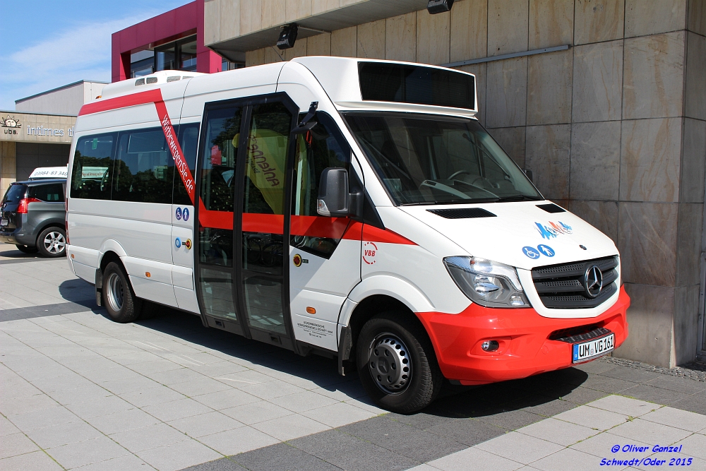Mercedes-Benz Sprinter City 35, Wagennummer 161, der Uckermärkischen Verkehrsgesellschaft mbH, als Austellungsfahrzeug zur Inkontakt 2015 in Schwedt/Oder.