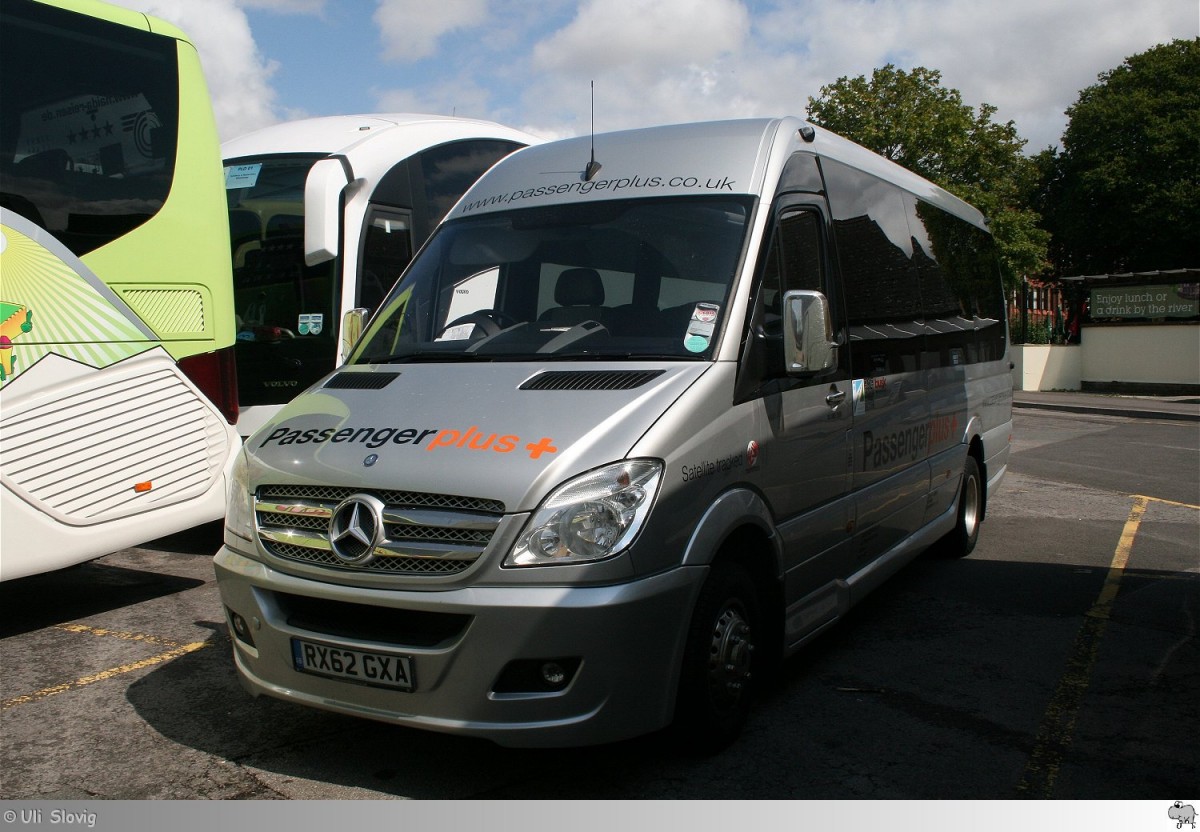 Mercedes Benz Sprinter  Passengerplus + . Aufgenommen am 6. August 2014 in Salisbury / England.