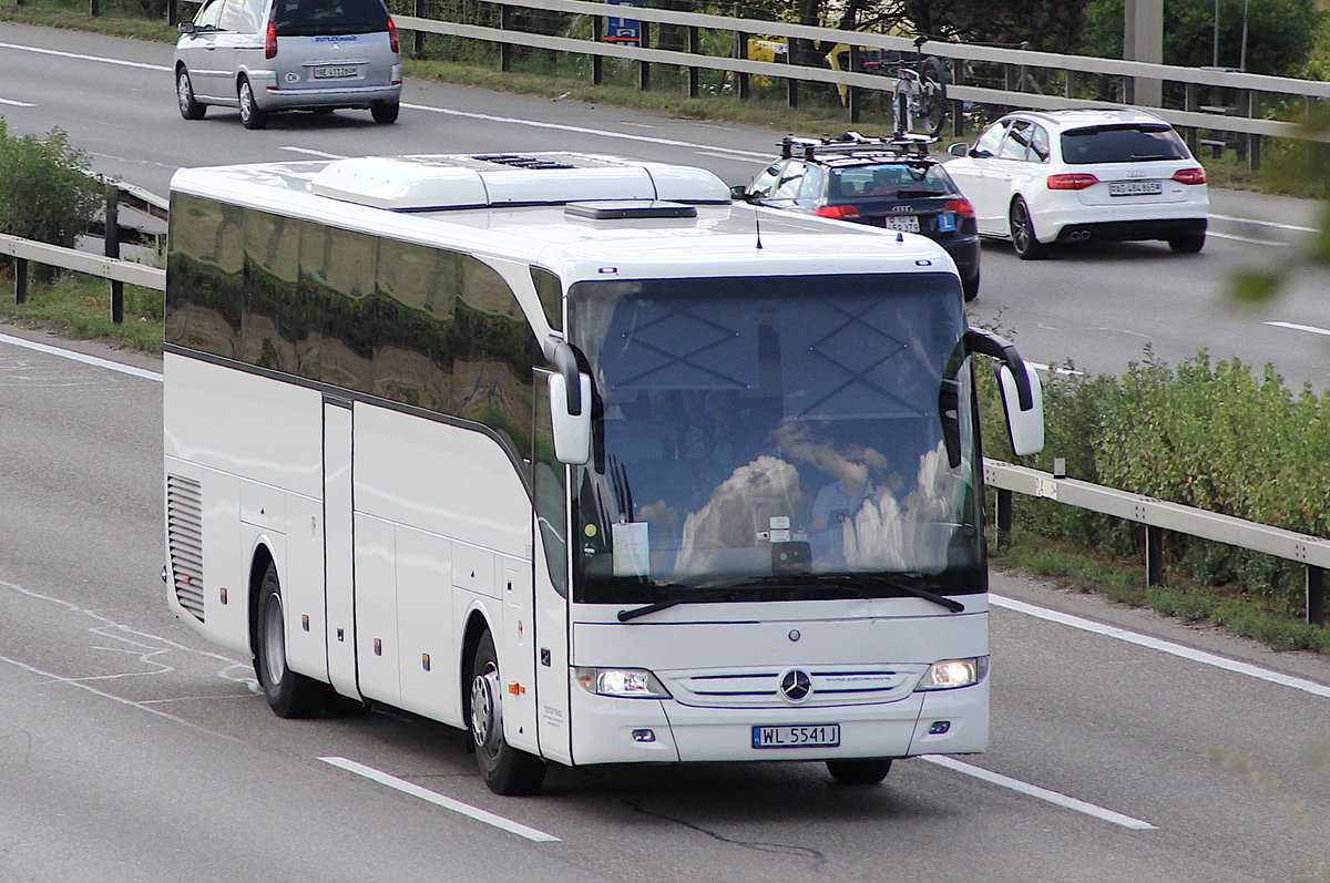 Mercedes Benz Tourismo inconnu (PL), près deBerne. 

Plus de photos sur : https://www.facebook.com/AutocarsenSuisse/ 