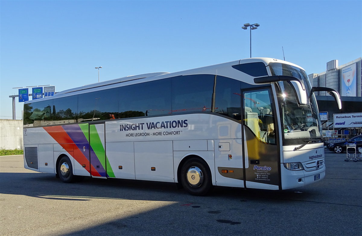 Mercedes Benz Tourismo Persico, aéroport de Zurich. 

Plus de photos sur : https://www.facebook.com/AutocarsenSuisse/ 