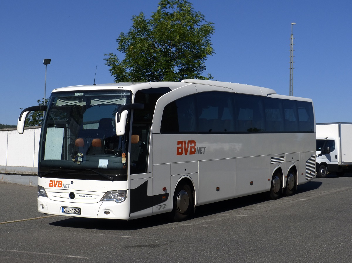 Mercedes Benz Travego von BVB (Bus Verkehr Berlin) gesehen in Weiden Oberpfalz 30.06.2019