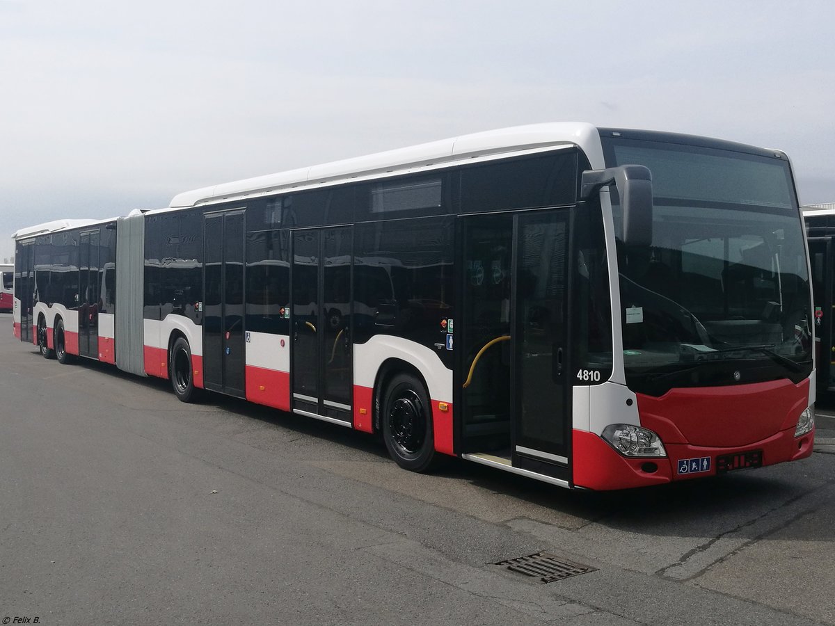 Mercedes CapaCity für die Hamburger Hochbahn AG in Mannheim am 10.04.2018