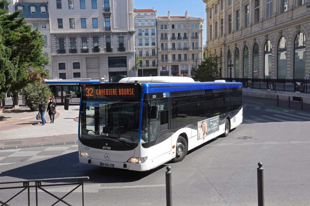 Mercedes Citaro 1231, auf der Linie 32 ist in Marseille unterwegs. Die Aufnahme stammt vom 11.05.2018.