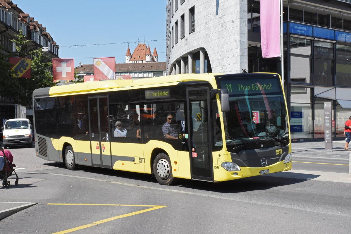Mercedes Citaro 156, auf der Linie 31, fährt zur Haltestelle beim Bahnhof Thun. Die Aufnahme stammt vom 30.07.2018.