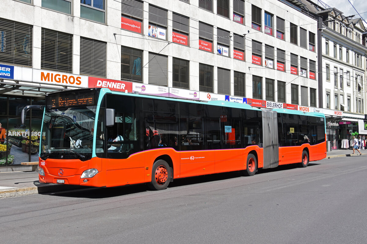Mercedes Citaro 160, auf der Linie 2, bedient am 09.09.2022 die Haltestelle beim Guisanplatz.