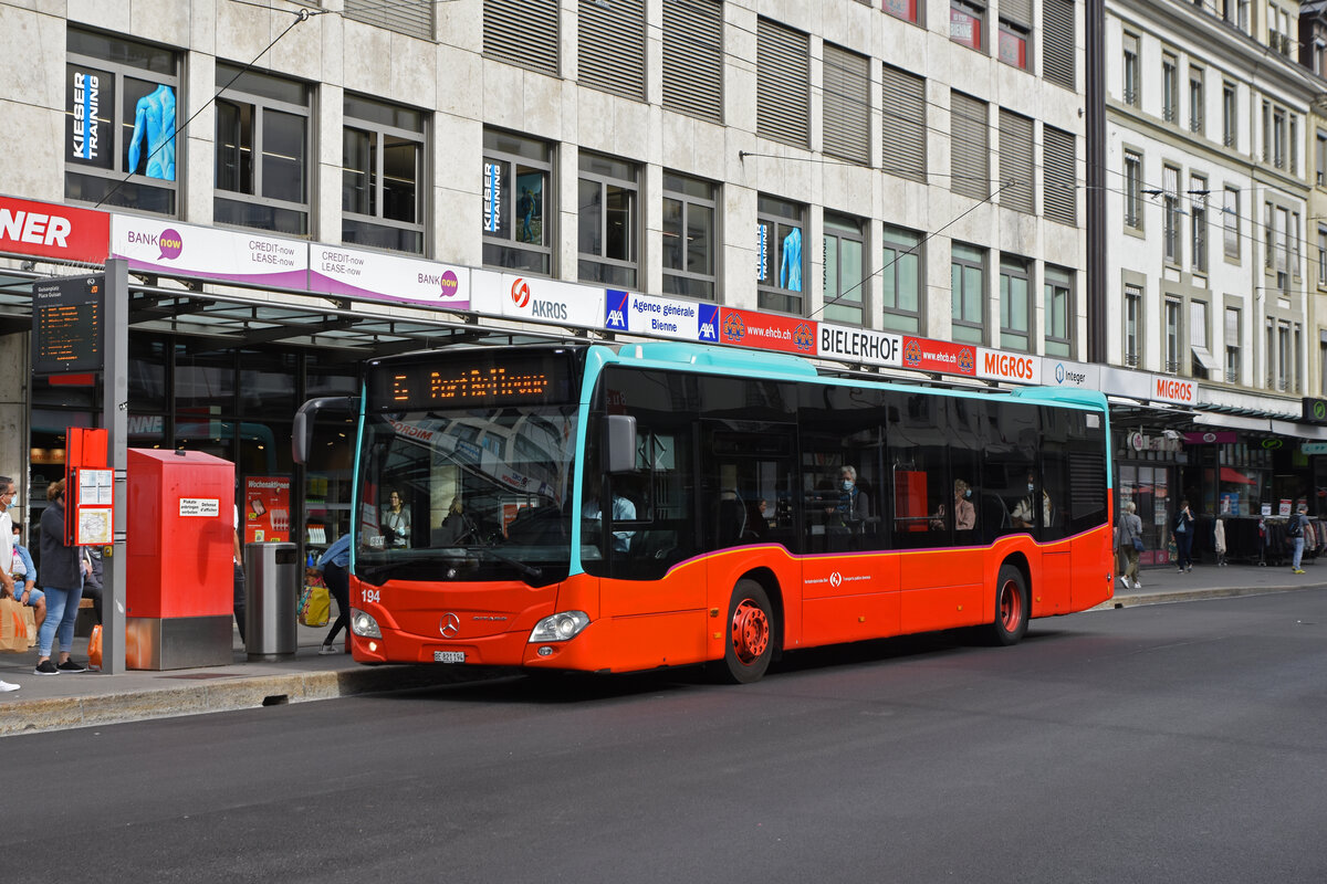 Mercedes Citaro 194, auf der Linie 6, bedient die Haltestelle beim Guisan Platz. Die Aufnahme stammt vom 25.09.2021.