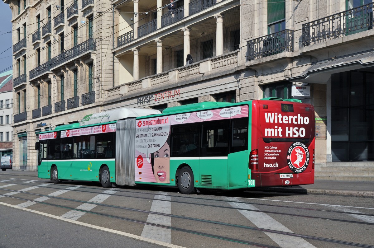 Mercedes Citaro 701 auf der Linie 50 fährt zur Haltestelle Brausebad. Die Aufnahme stammt vom 21.10.2015.