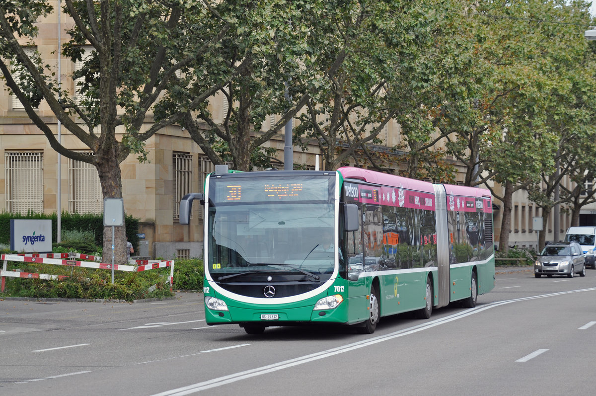 Mercedes Citaro 7012, auf der Linie 30, fährt zur Endstation am Badischen Bahnhof. Die Aufnahme stammt vom 03.09.2016.