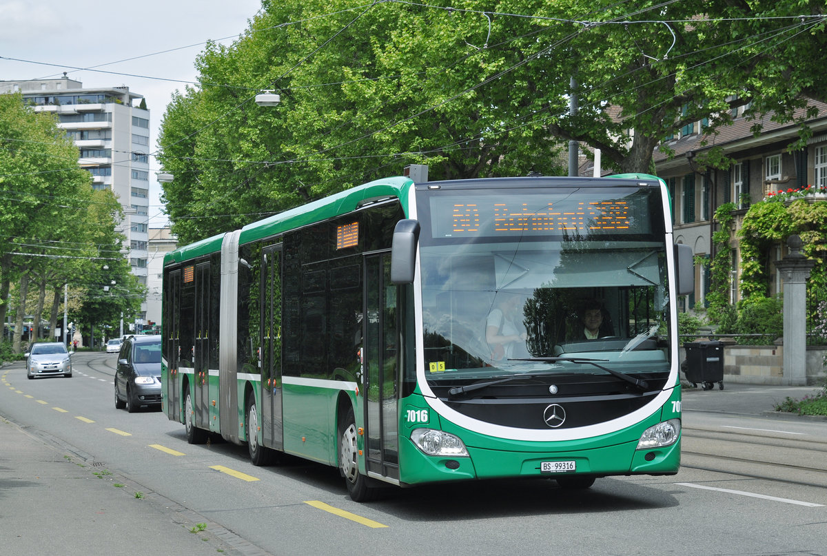 Mercedes Citaro 7016, auf der Linie 50 fährt zur Endstation am Bahnhof SBB. Die Aufnahme stammt vom 12.05.2017.