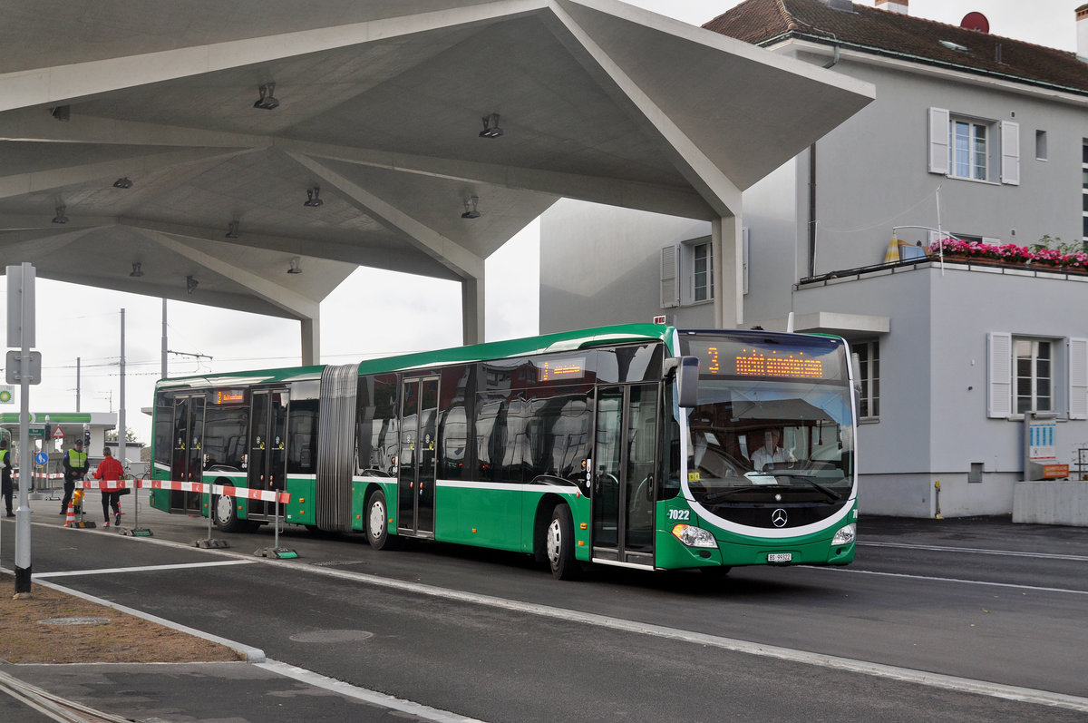 Mercedes Citaro 7022 auf der Tram Ersatzlinie 3, die wegen der Baustelle am Steinenberg nicht verkehren kann, bedient die Endstation Burgfelderhof. Die Aufnahme stammt vom 20.09.2017.