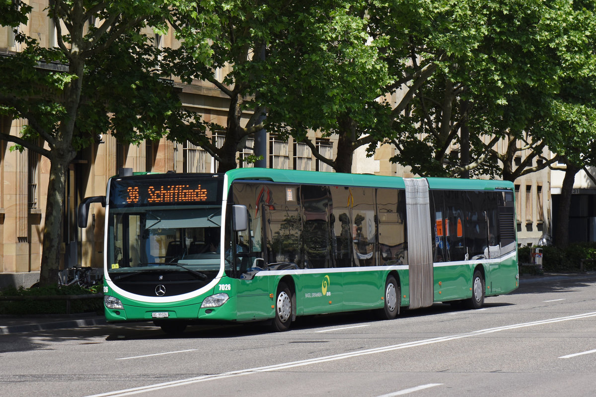 Mercedes Citaro 7026, auf der Linie 36, fährt zur Haltestelle am Badischen Bahnhof. Die Aufnahme stammt vom 25.05.2018.