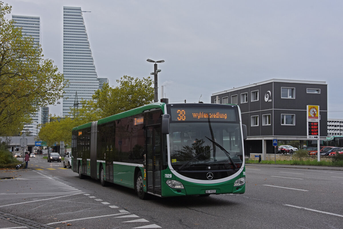 Mercedes Citaro 7029, auf der Linie 38, fährt am 04.11.2022 zur Haltestelle Rankstrasse.
