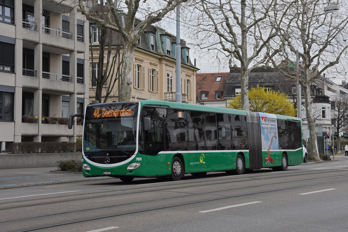 Mercedes Citaro 7031, auf der Linie 48, fährt am 17.03.2023 zur Haltestelle Schützenhaus.
