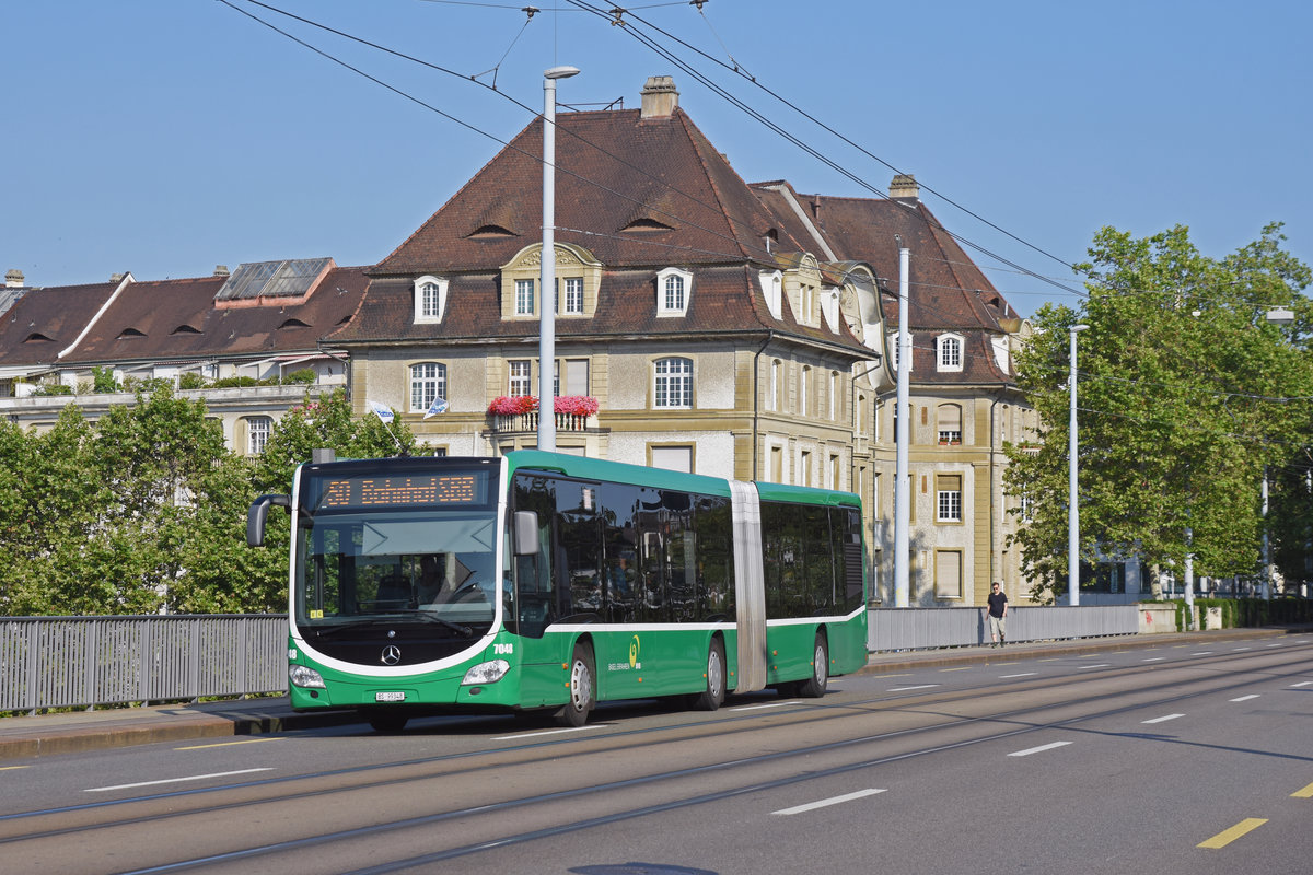 Mercedes Citaro 7048, auf der Linie 50, fährt zur Endstation am Bahnhof SBB. Die Aufnahme stammt vom 14.07.2019.