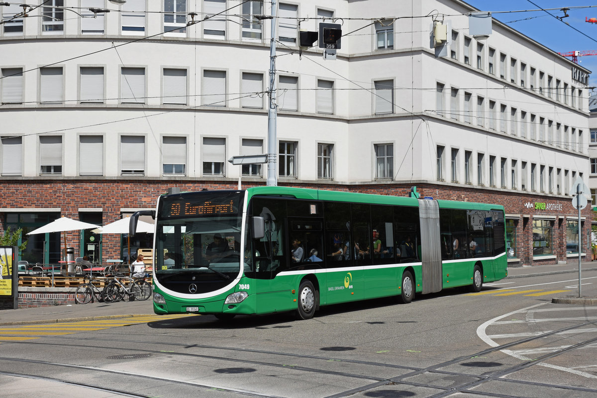 Mercedes Citaro 7049, auf der Linie 50, fährt zur Haltestelle Brausebad. Die Aufnahme stammt vom 24.06.2018.