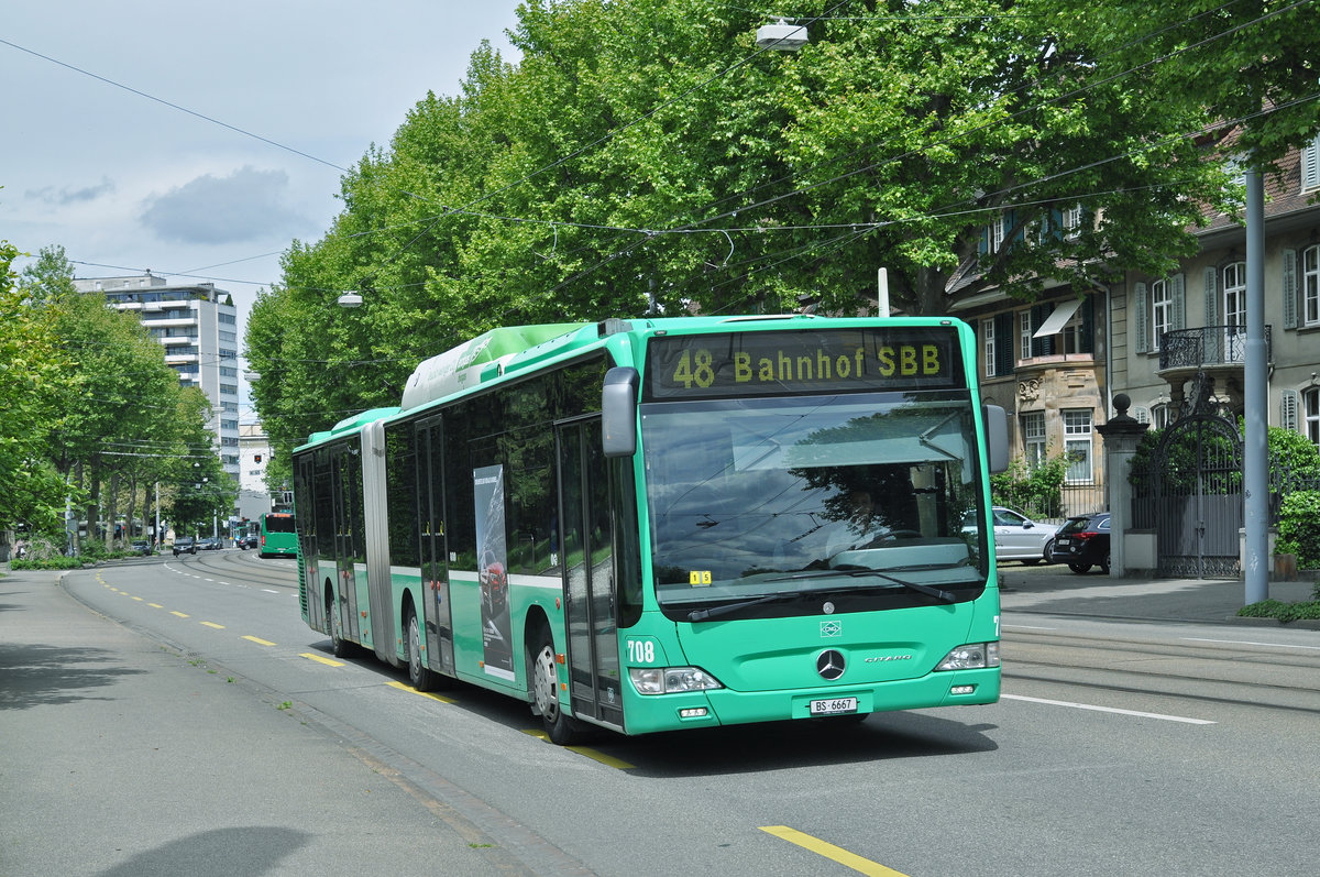 Mercedes Citaro 708, auf der Linie 48 fährt zur Endstation am Bahnhof SBB. Die Aufnahme stammt vom 12.05.2017.